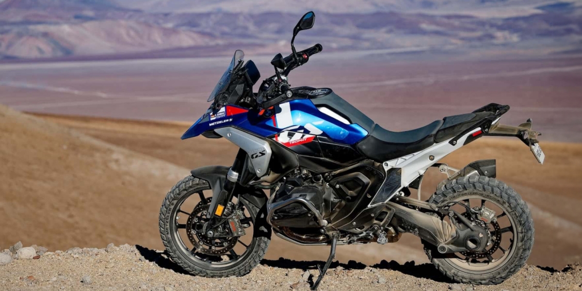 人馬合一的終極挑戰 BMW官方車隊駕駛R 1300 GS登頂全球最高活火山