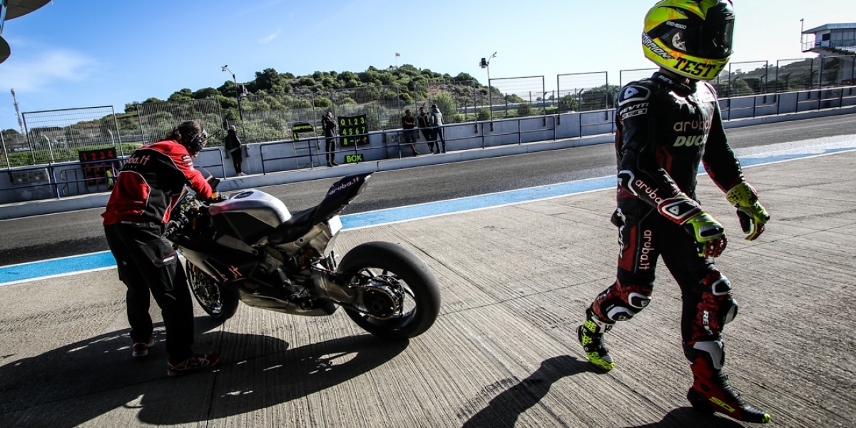 Carl Fogarty: Alvaro Bautista是唯一能夠擊敗Rea的角色!