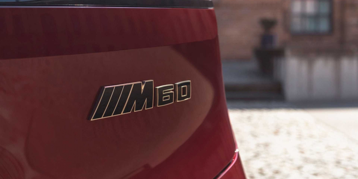 BMW M Power傳奇三色消失?全新廠徽展現極簡主義