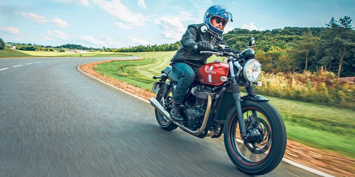 TRIUMPH全新級距導入,250車型無期限擱置