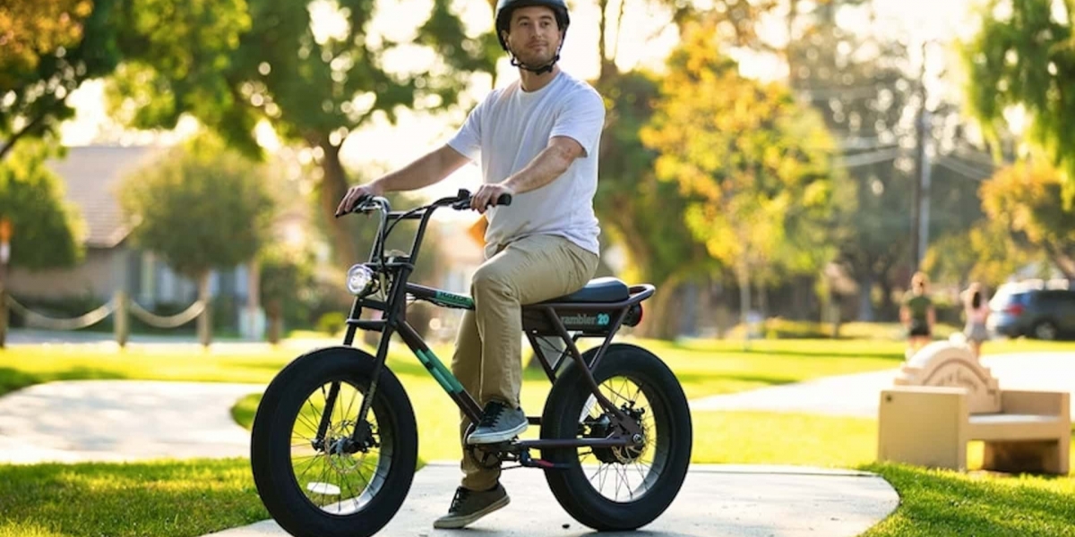 時速最高32公里的寬胎電動車!Razor Rambler 20 三萬台幣上市