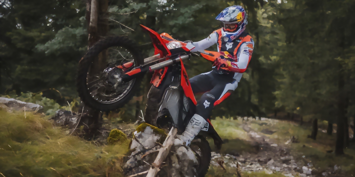 電力全開!KTM 全新 Freeride E 電動越野車,讓你馳騁無聲山林
