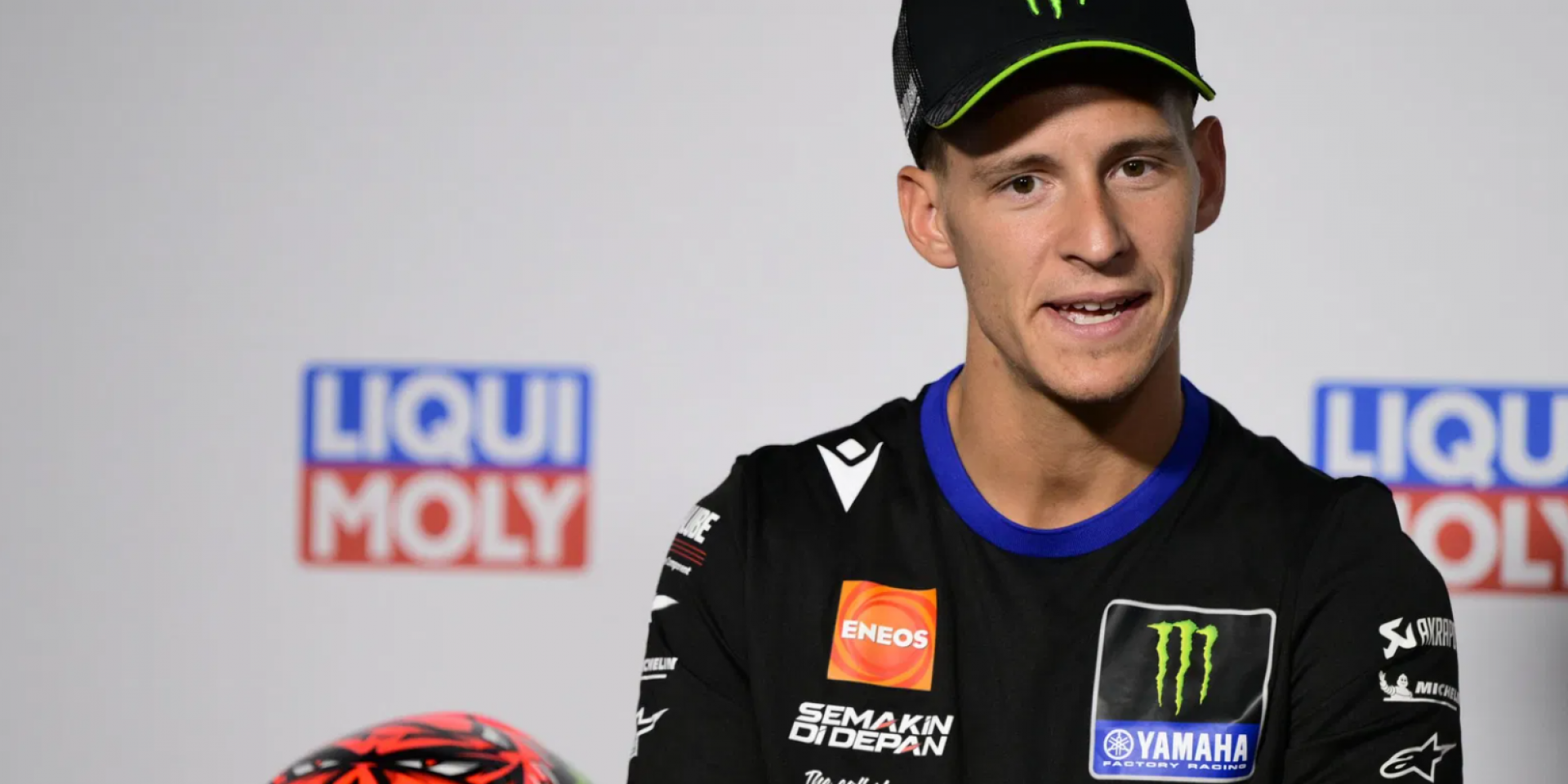 Uncle，你就剩一台V4，是要怎麼測？Fabio Quartararo擔心YAMAHA V4測試的賽車配額問題.... ...