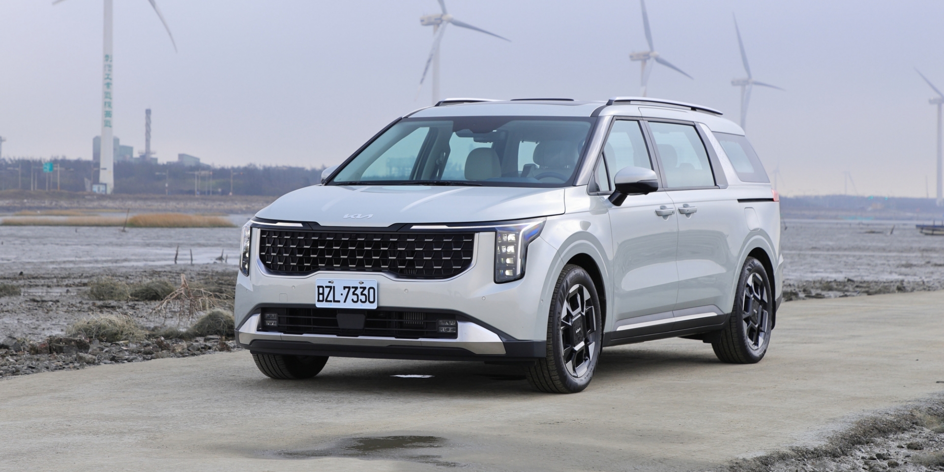 Kia全功能豪華休旅Carnival 連續四年榮獲車訊風雲獎「最佳進口大型MPV」