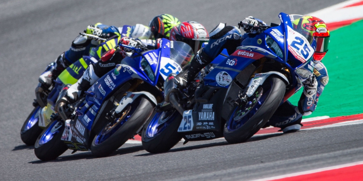 百萬台幣圓一場賽車夢!YAMAHA R3 bLU cRU FIM European Cup 熱血招募中