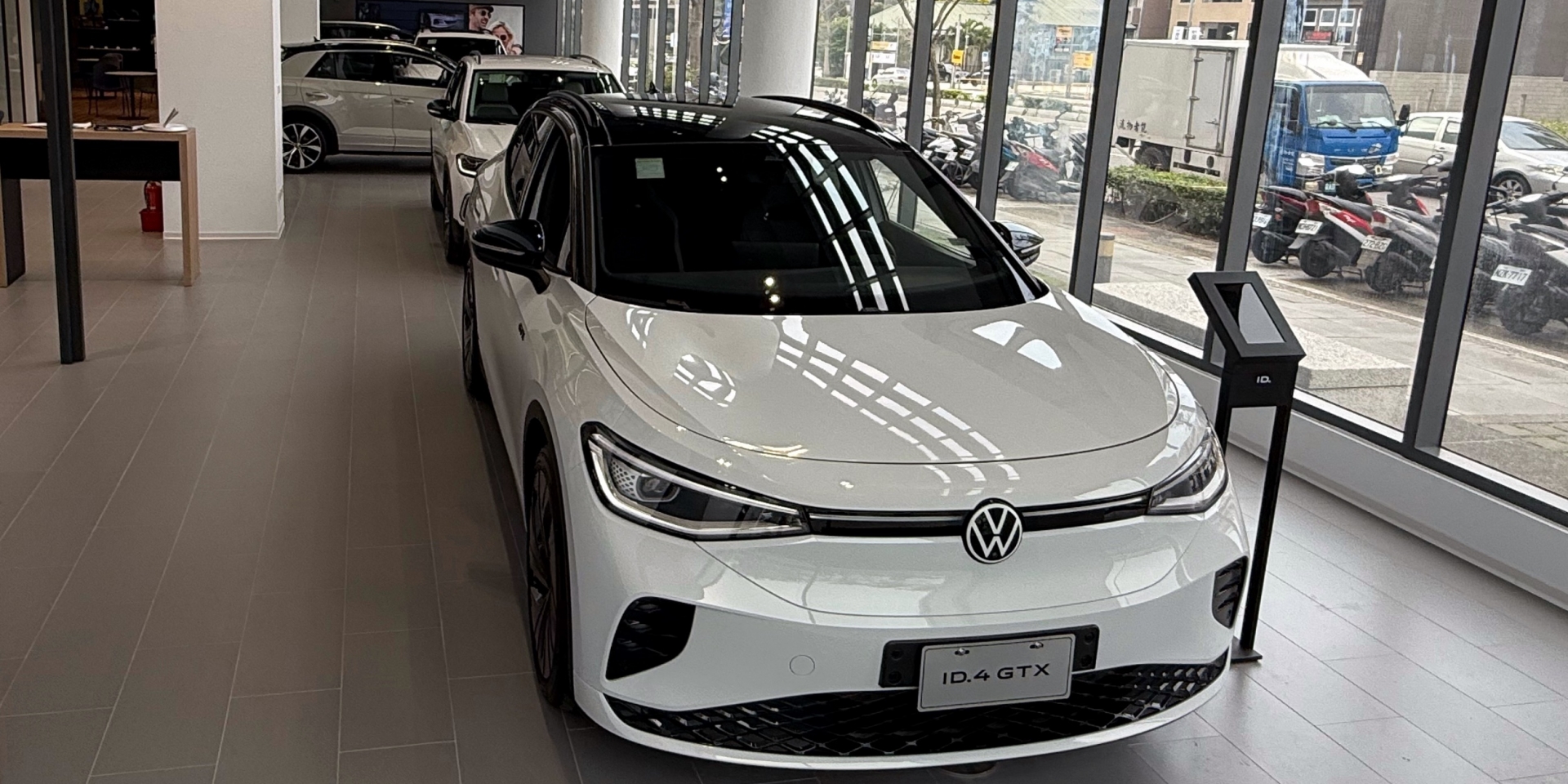 德系魅力進駐都心關鍵樞紐 Volkswagen林口展示暨服務中心落成啟用