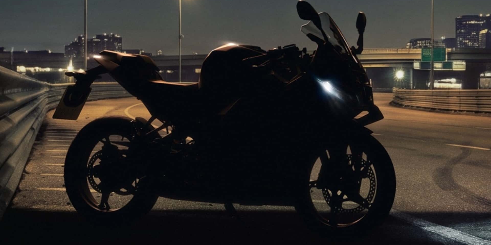BMW 入門仿賽準備登場！F 450 RR 預告圖亮相？ 10 月 15 日揭曉