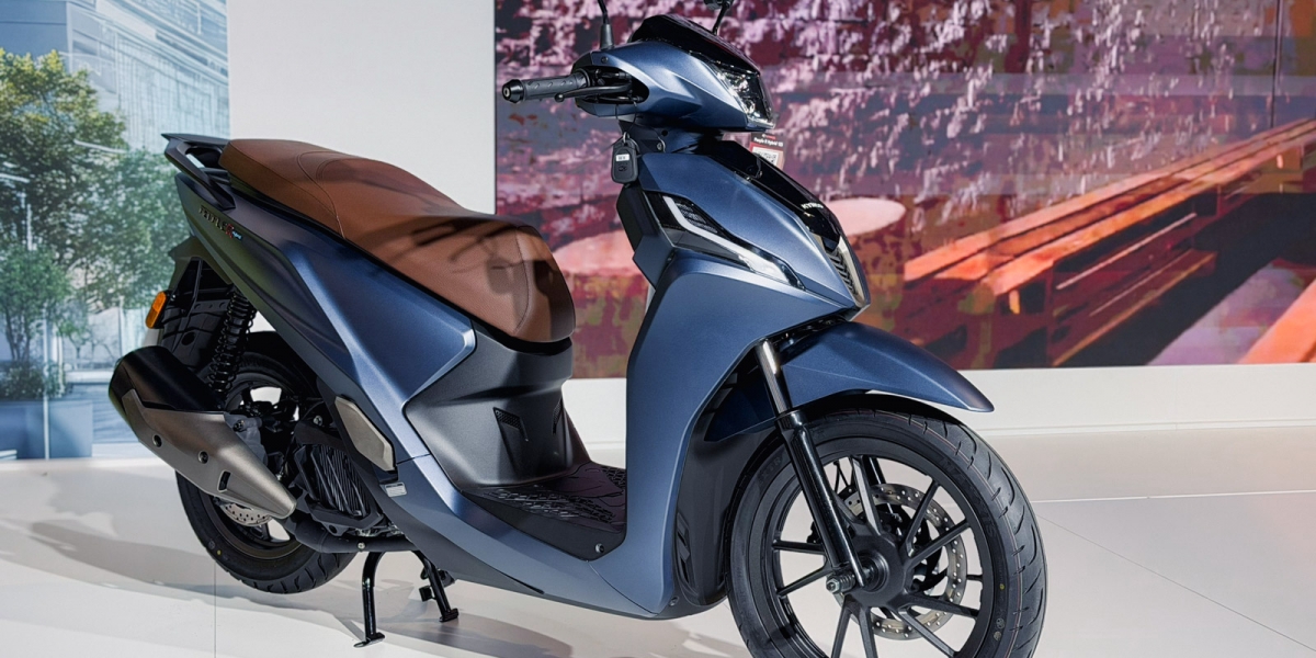 雙碟＋TCS＋Hybrid 電推！KYMCO People R Hybrid 米蘭登場