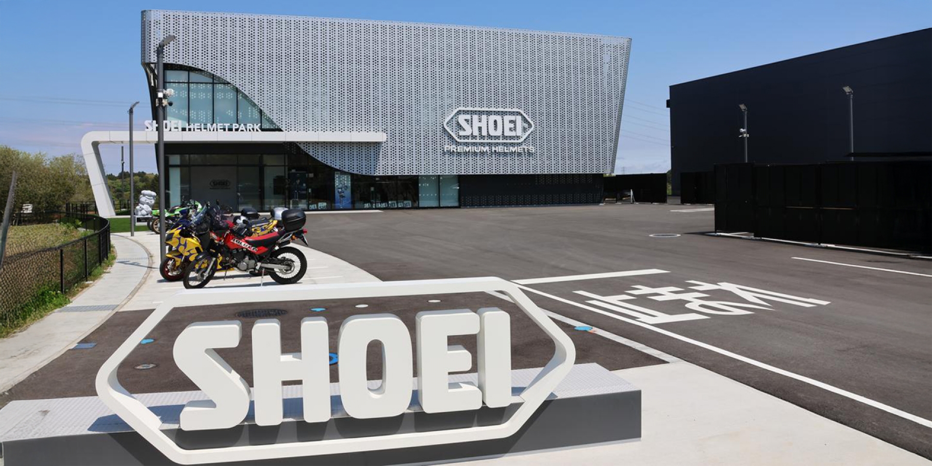 安全帽迷的終極朝聖地！SHOEI HELMET PARK 博物館正式開幕，傳奇車手部品與專屬披薩一次滿足