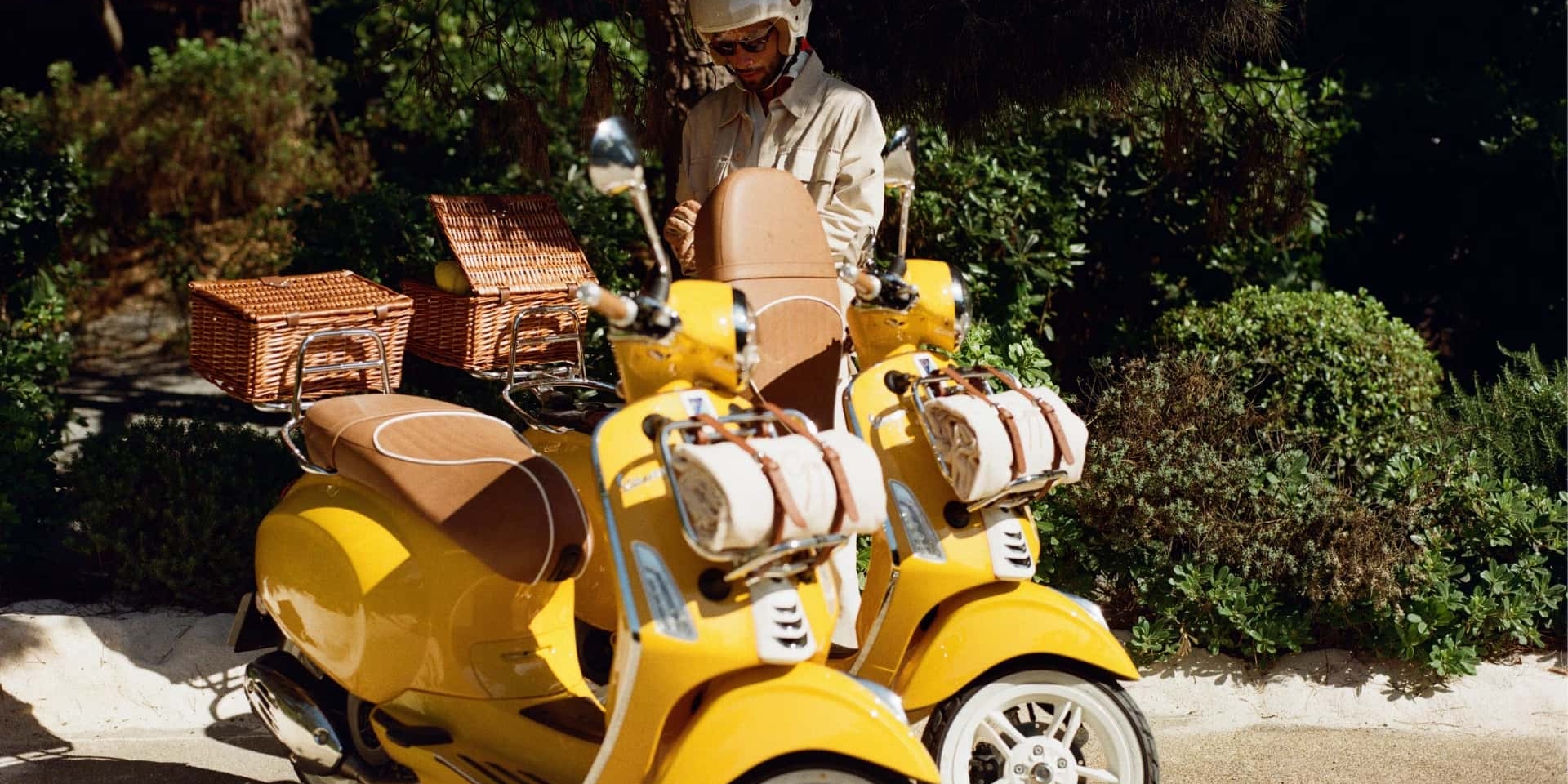 Vespa x Gigi Primavera 125 聖特羅佩亮相，限量 100 輛