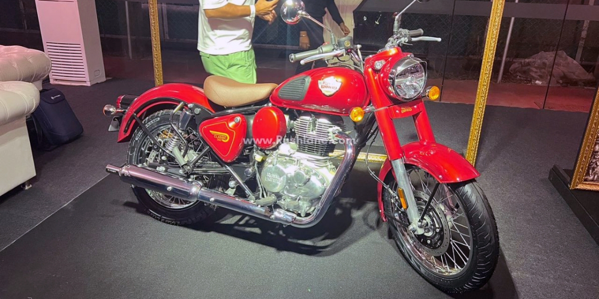 LED 燈具、可調式拉桿登場!2024 Royal Enfield Classic 350 小改款印度亮相