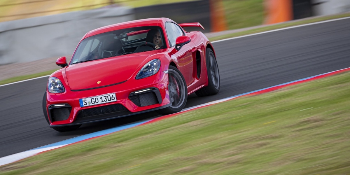 Porsche 718 Cayman GT4還可以更快,但現在不適合