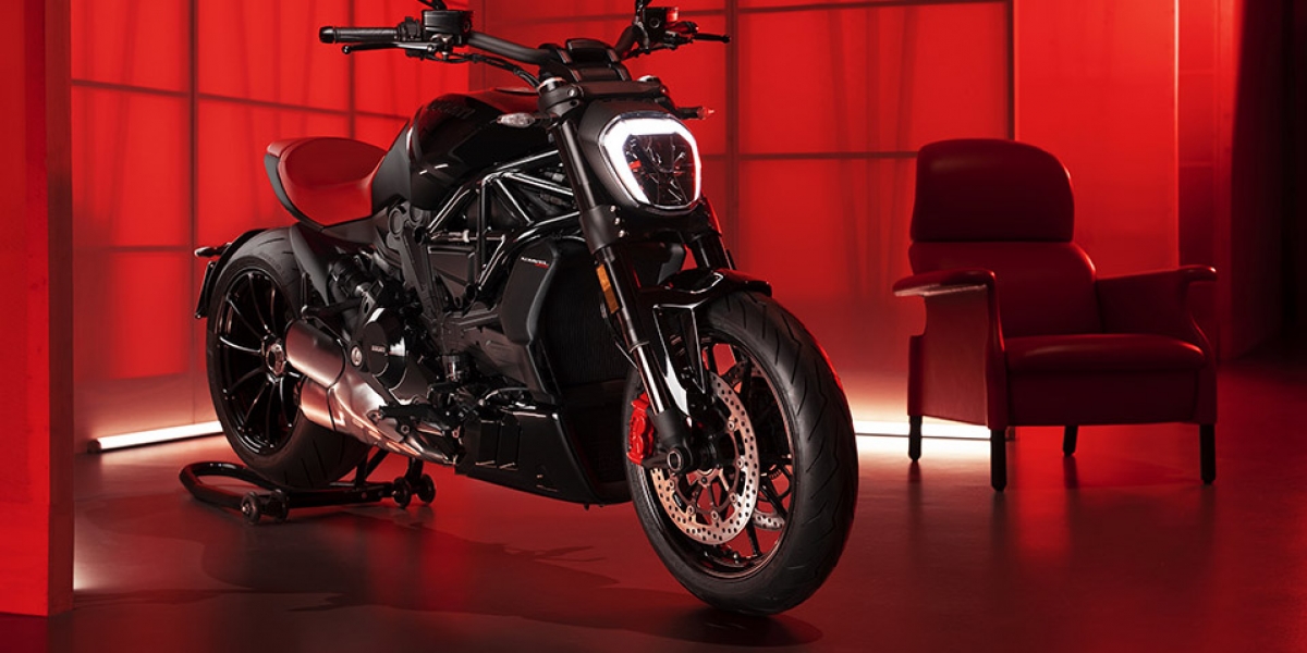 豪宅沙發搬上車!Ducati XDiavel Nera搭載Poltrona Frau真皮坐墊
