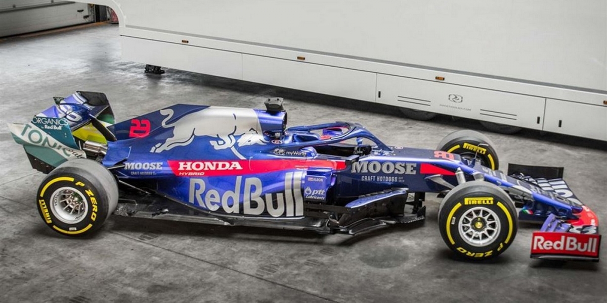 有人想買F1嗎?售Scuderia Toro Rosso STR14賽車