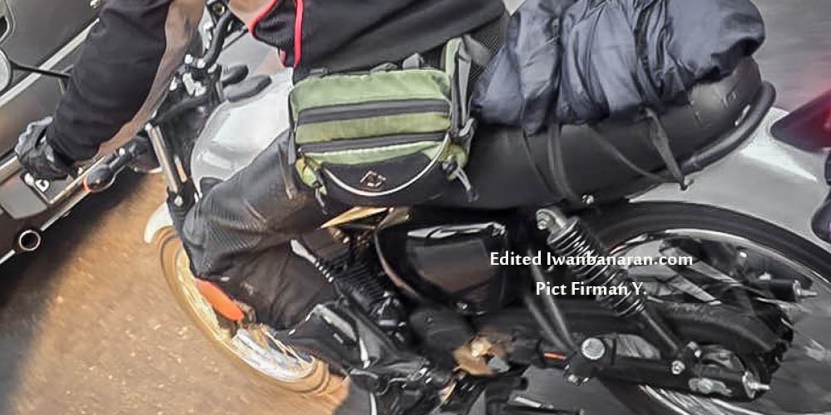 KAWASAKI 復古輕檔車印尼街頭現蹤!