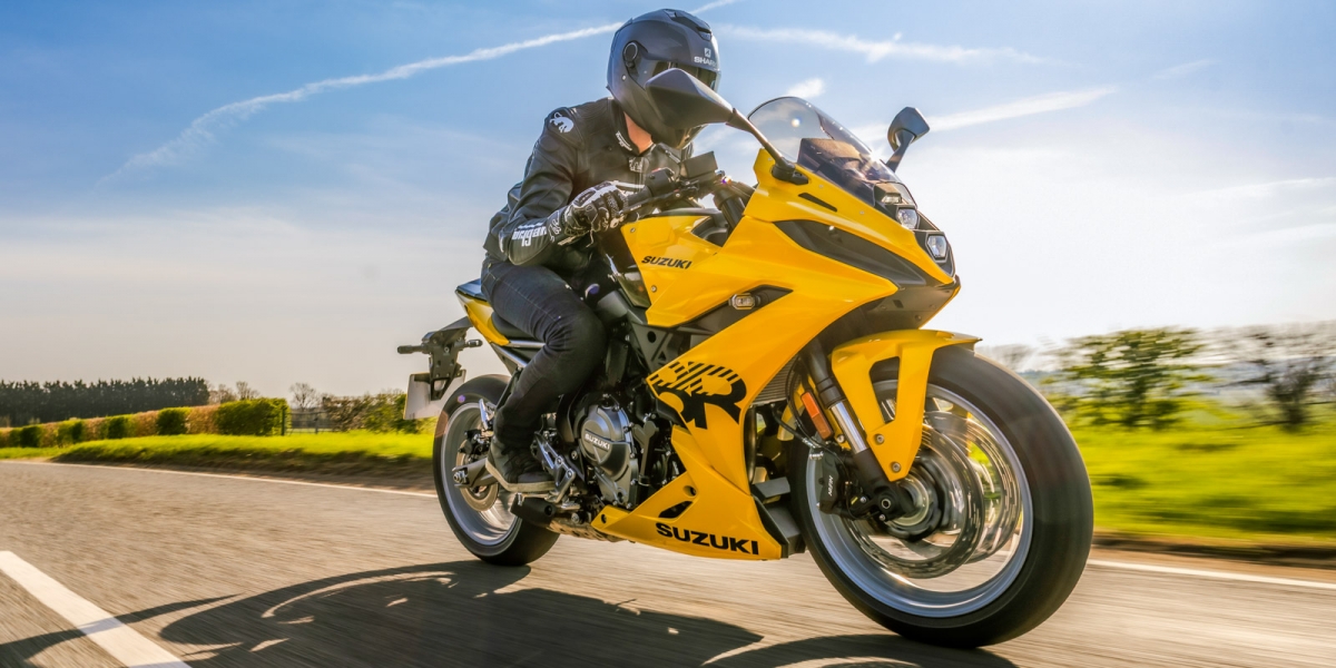 Suzuki 英國推出限量 60 台的 GSX-8R Kiiro 黃武版,亮眼配色與專屬配備同步上陣!