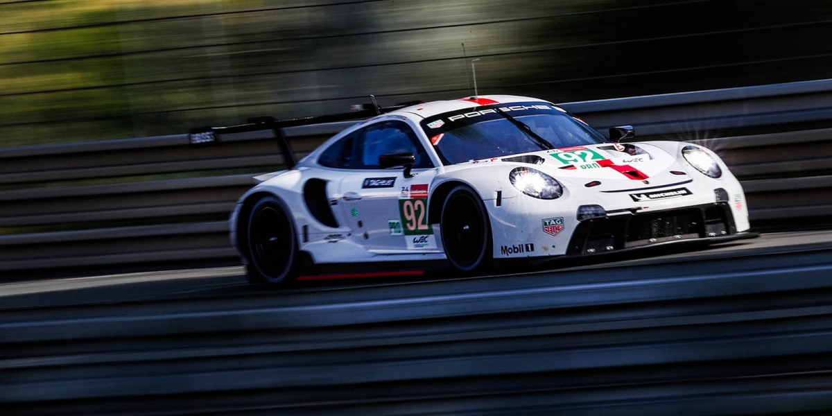 24小時利曼耐力賽。Porsche 911 RSR的壓力測試。最極限的賽事:在兩萬次換檔和兩千八百萬次火星塞點火之間!