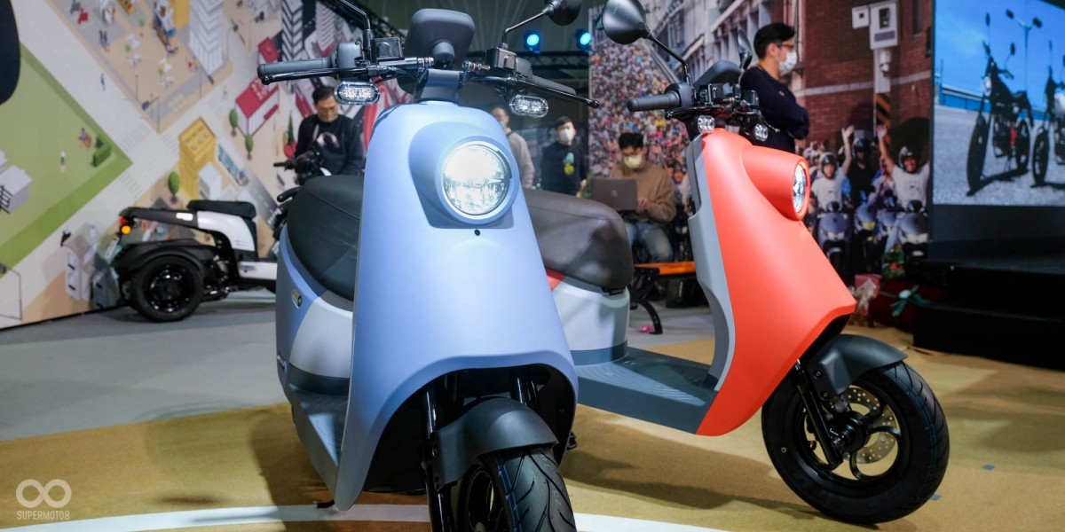 2021摩托車新車展。單電池、CROXERA Q儀表。宏佳騰Ai-4 Ever 59,980元發表,Gather三輪油車同場現身!