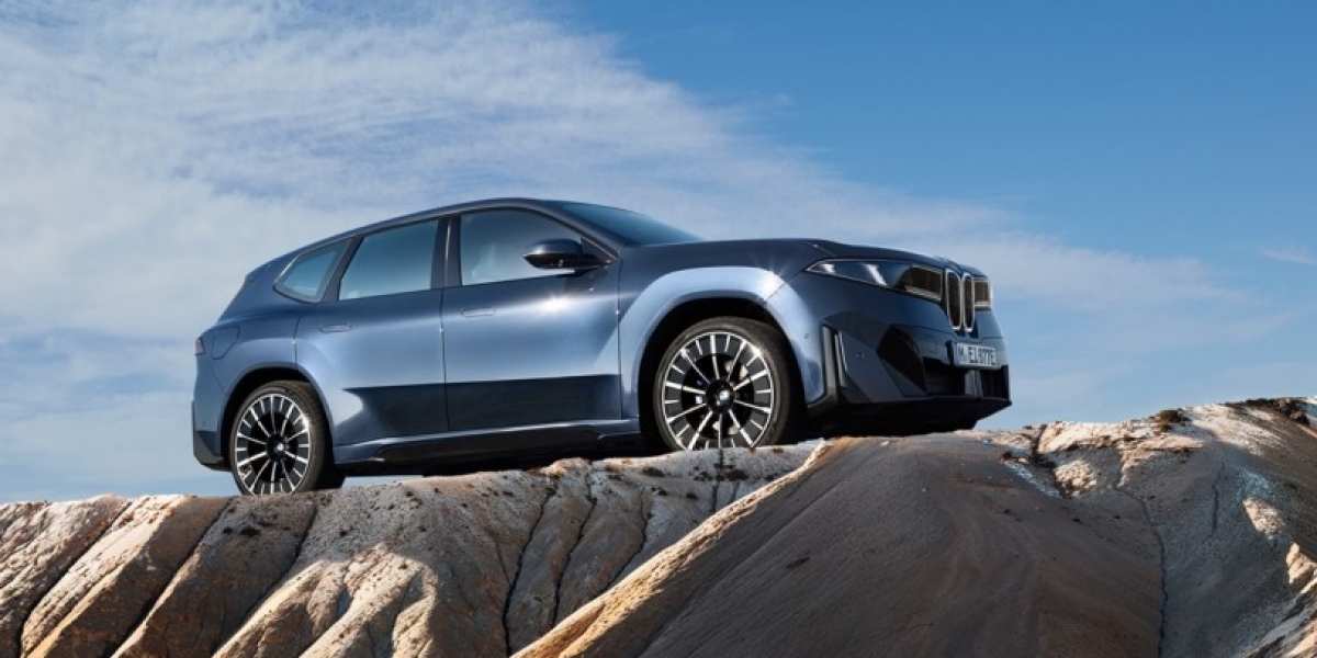 BMW iX3 40／50 雙車型預售開跑，280 萬元起、續航最高 805km