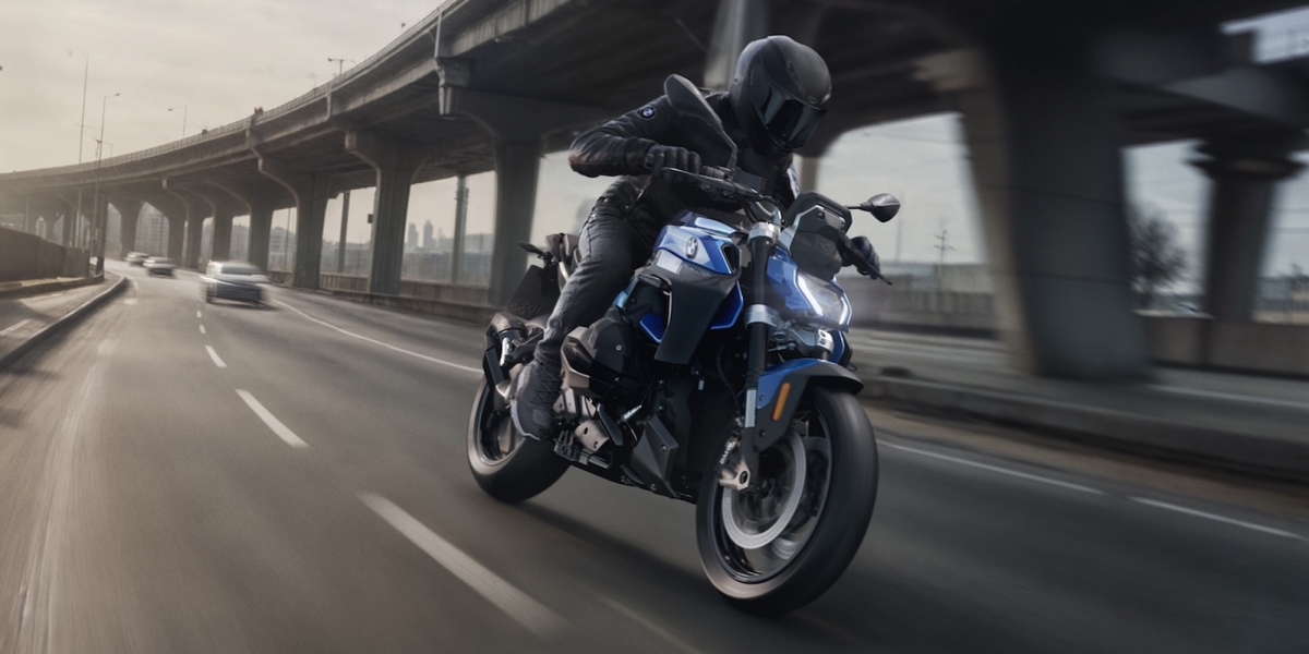 145匹馬力、110Nm扭力!BMW R 1300 R 改款進化硬派現身