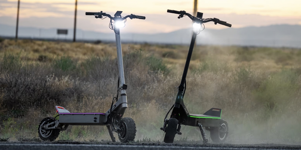 Solar Scooters Hyperon:4500W雙馬達、極速104公里、續航112公里的超狂電動滑板車!