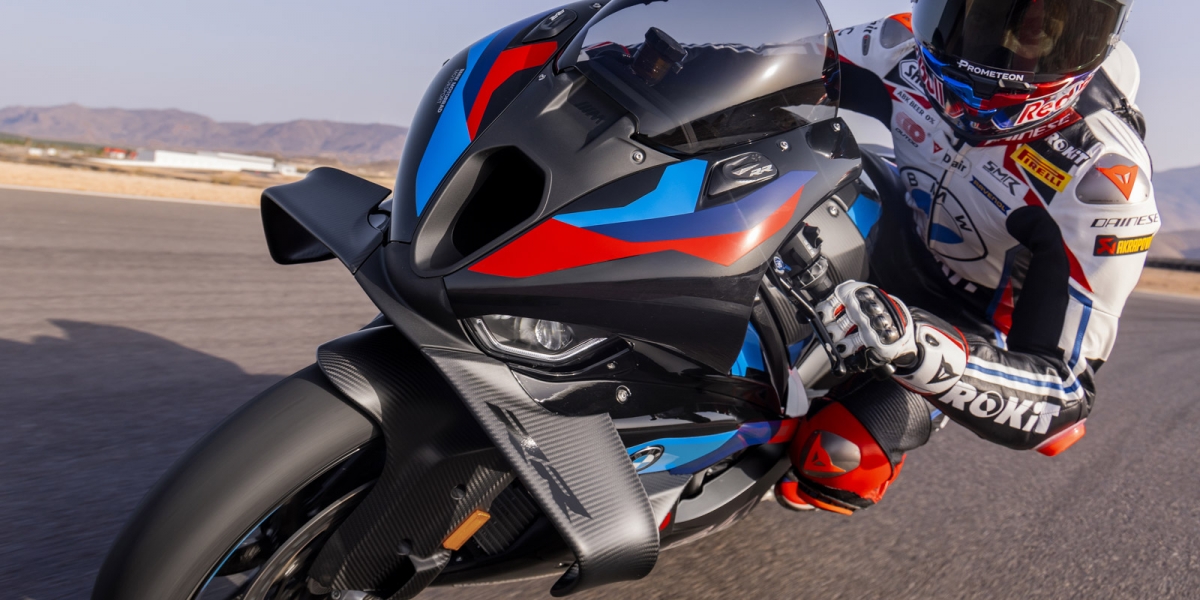 BMW四缸性能家族 超狂翅膀無極限!M 1000 RR、S 1000 RR、M 1000 R、S 1000 R 全數發表