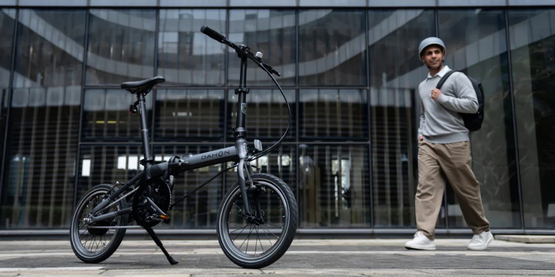 輕如羽毛！Dahon 推出 12 公斤超輕巧電動摺疊車 K-Feather，通勤神器再進化