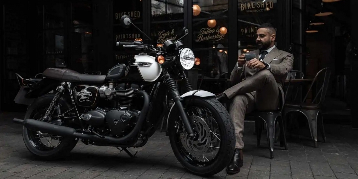 紀念與紳士路騎合作十周年!Triumph Bonneville T120 Black DGR Limited Edition正式登場
