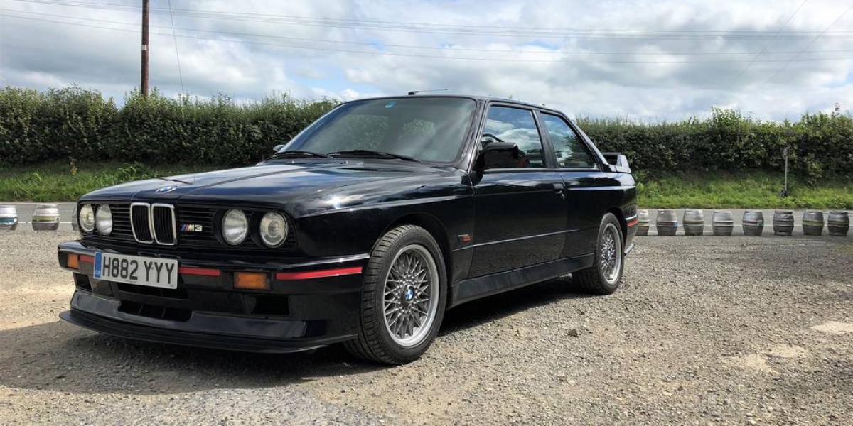 25萬公里的BMW E30 M3,竟然還可以賣超過350萬台幣!