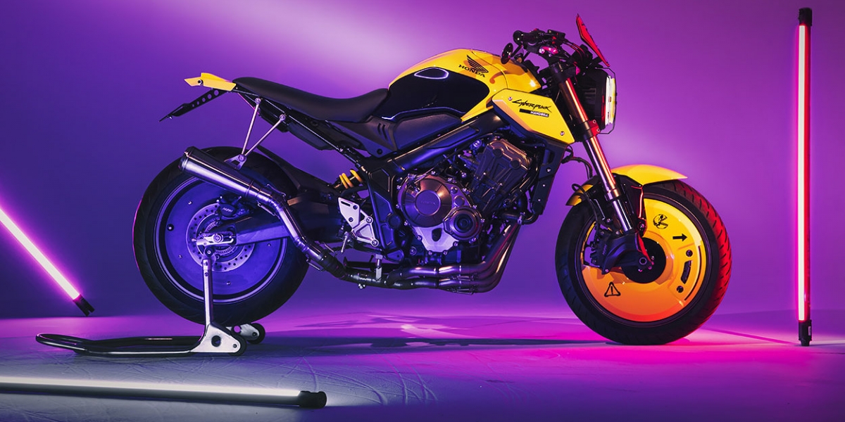 打造CYBERPUNK 2077遊戲載具!中國神人用CB650R改出超炫未來車