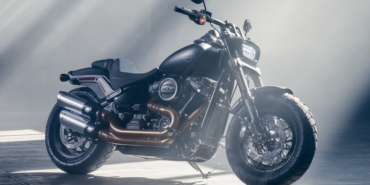 你會認真考慮的第一台哈雷。2018 HARLEY DAVIDSON Softail Fat Bob