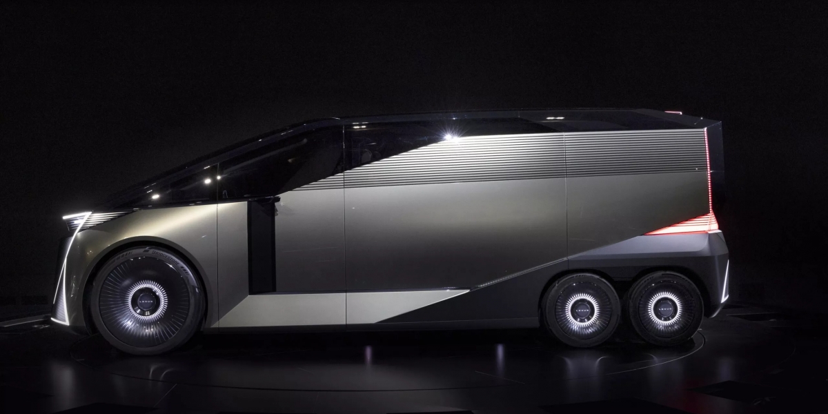 Lexus LS車系極致進化 六輪、轎跑、微型車輛一次現身