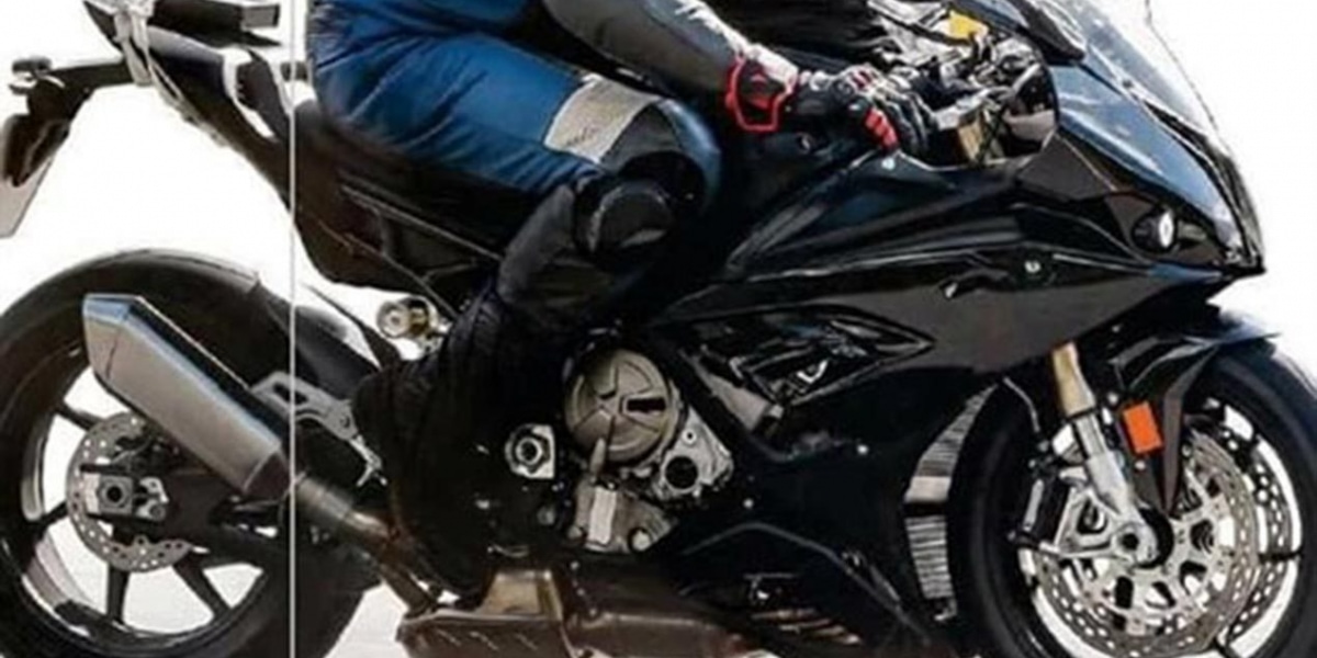 首度大改款。2018 BMW S1000RR 間諜照曝光!