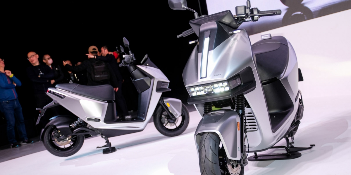 風切新外型、12匹萬轉馬達、矩陣頭燈、10.25吋智慧儀表!Gogoro PULSE 旗艦新車10.98萬發表