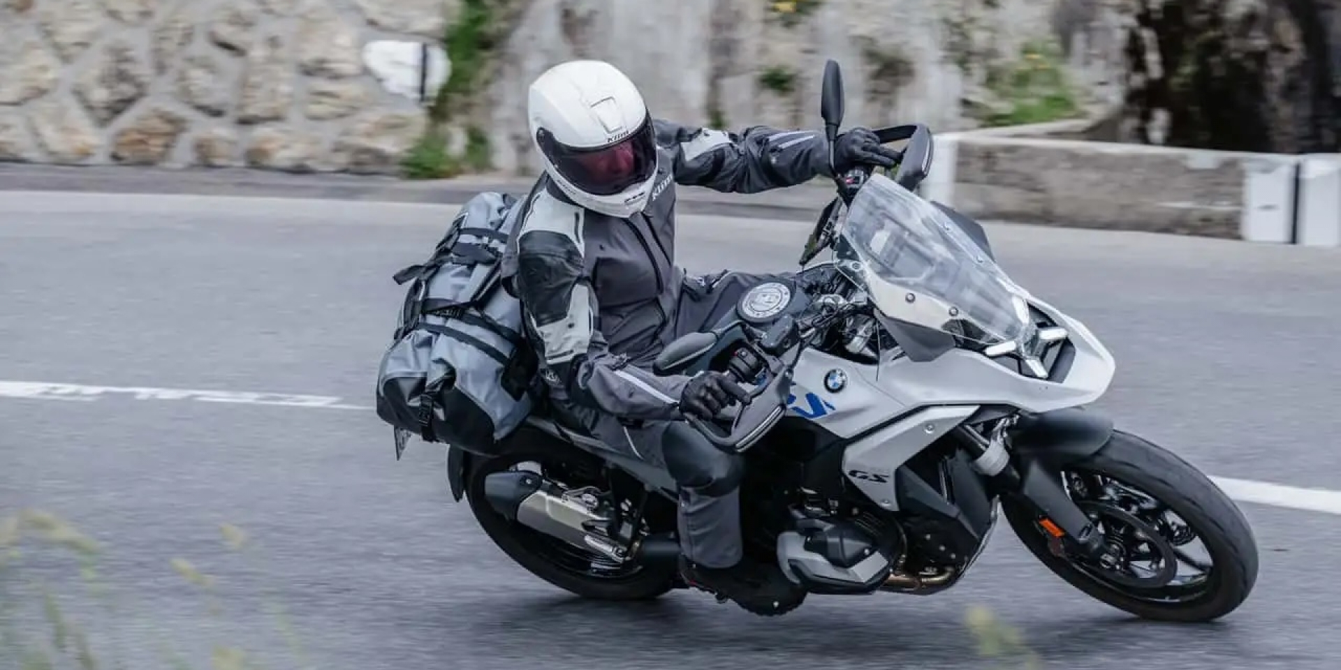 長途騎士的終極戰甲！KLIM 2026 Kodiak 第四代騎士裝登場：GORE-TEX Pro + 護甲升級 44%，這才叫認真！