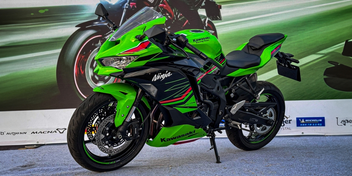四缸黃牌45.6萬!Kawasaki ZX-4RR/Eliminator售價公佈,台崎重車大會師齊聚高雄