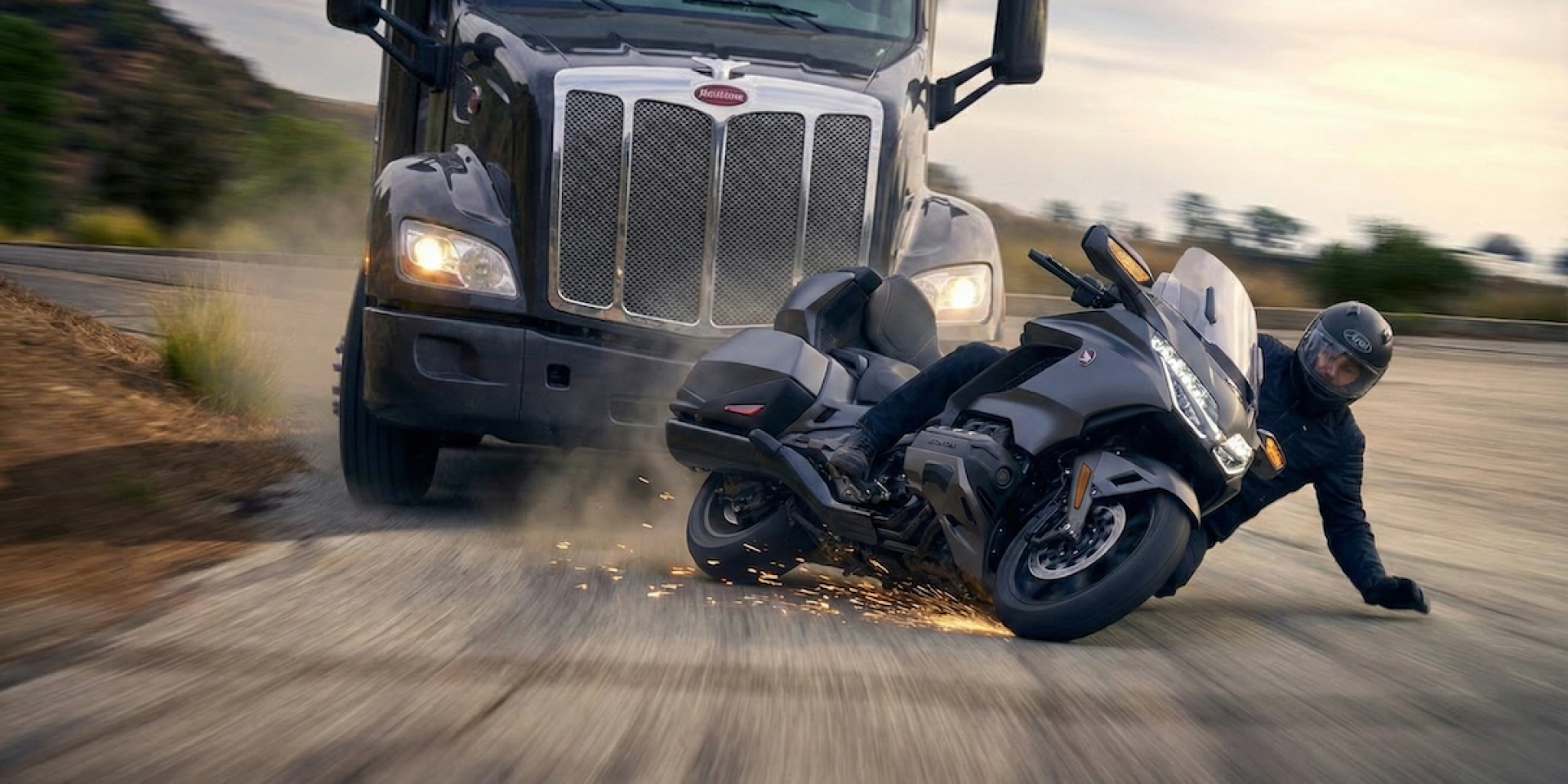 幫你自動閃避三寶？Honda 研發「自動轉向輔助」，盲點偵測結合自動轉向專利