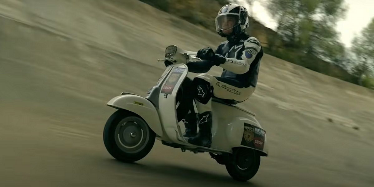 老車不死,只是凋零!義大利車手駕駛Vespa 50 Special成為「24小時內騎乘50c.c.機車最遠距離」金氏世界紀錄保持人
