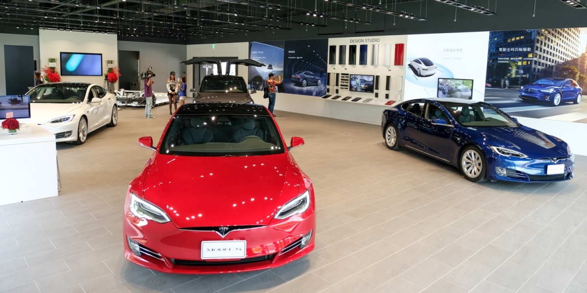 TESLA台灣總部內湖服務園區盛大開幕