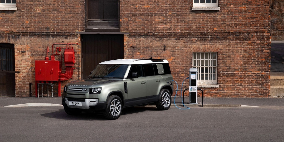 Land Rover Defender增加插電混合動力,台灣最快明年導入