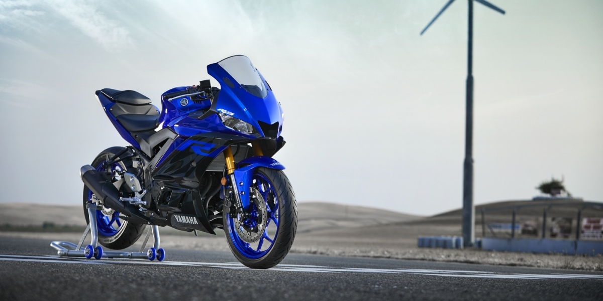 倒叉、下置分離把搭載,2019 YAMAHA YZF-R3泰國發表