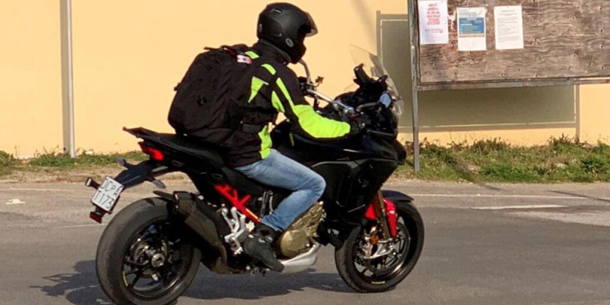 17吋胎、單搖臂。DUCATI Multistrada V4 新車間諜照曝光!