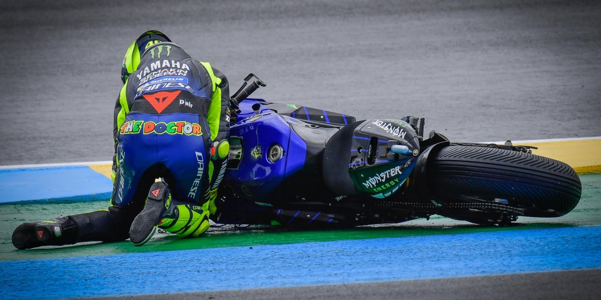 夢碎法國!首圈就下課,Valentino Rossi:像這樣子轉倒退賽是最糟糕的事情!