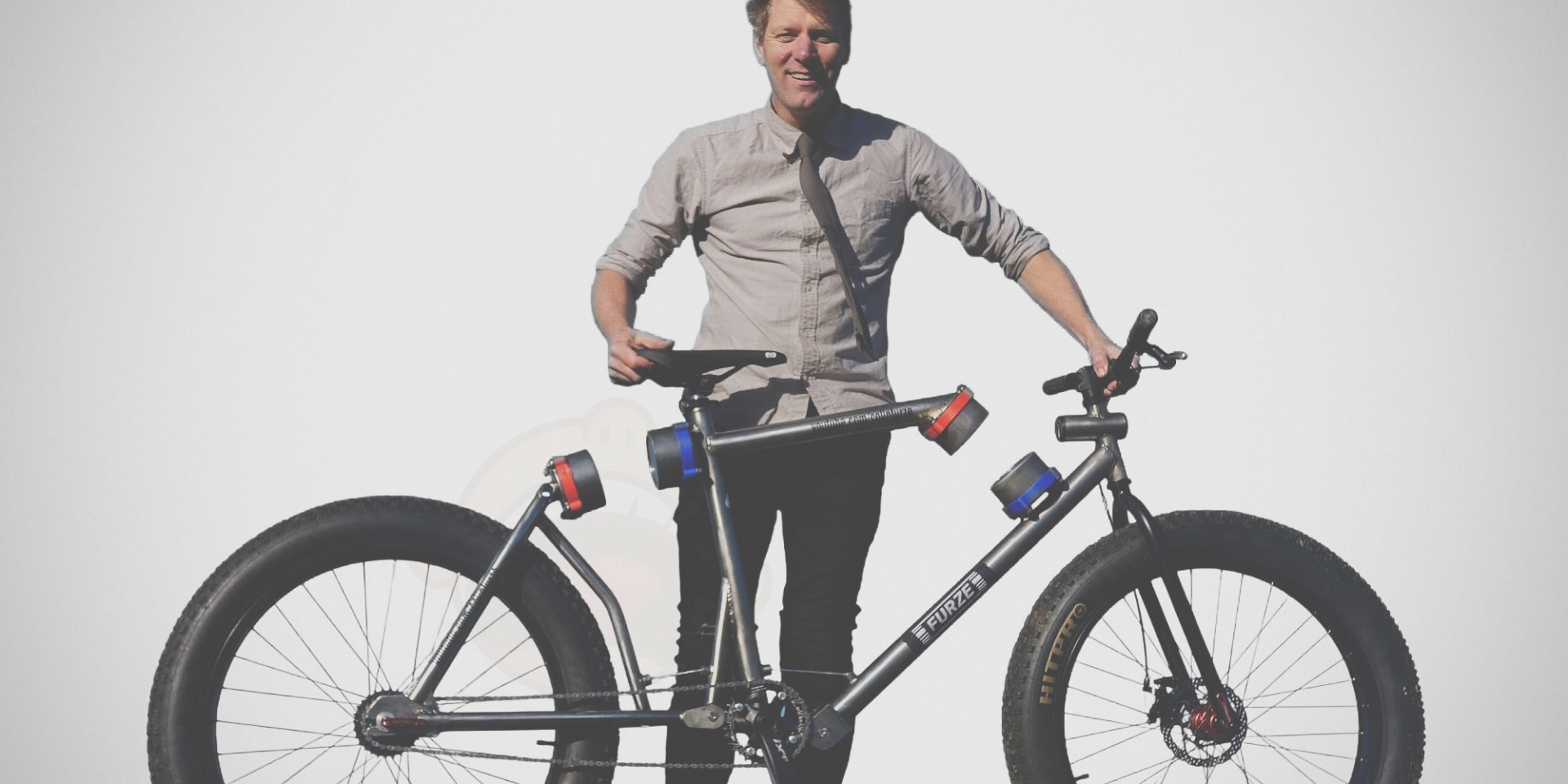 Colin Furze 磁浮避震自行車亮相：磁力懸吊系統、29 吋輪組、碟煞配置，全球唯一實驗性原型