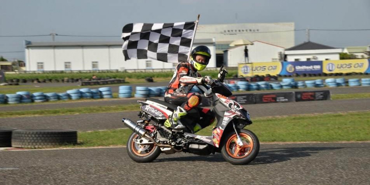 首戰即登頂!JET SL首次出賽強勢奪冠! JET冠軍世代稱霸【TSR秋的賽車祭典】!