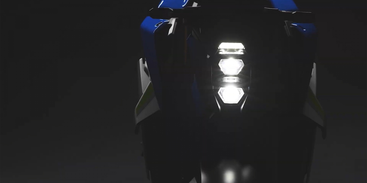 小翅膀、新大燈上身。SUZUKI GSX-S1000 大改款預告曝光,4月26日發表!