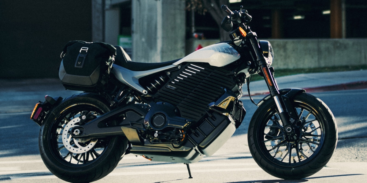 LiveWire 推出全新 S2 Alpinista!換上前後17寸輪圈、84匹大馬力的電動機車