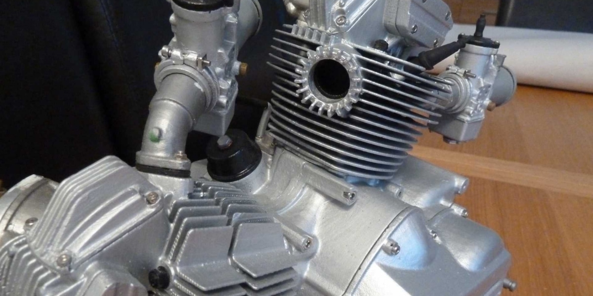 依照原始設計圖手工製作!Moto-Miniatures DUCATI L-Twin雙缸引擎模型