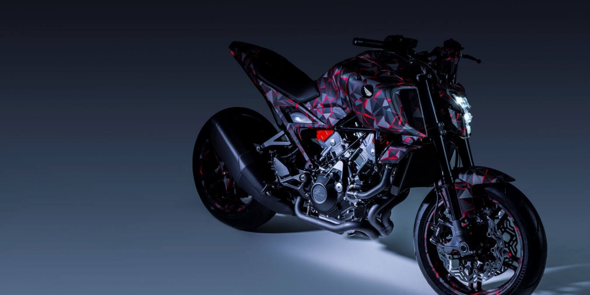 V3 電控增壓！Honda V3R 900 E-Compressor Prototype：900c.c. 引擎可榨出 1200 c.c. 等級動力