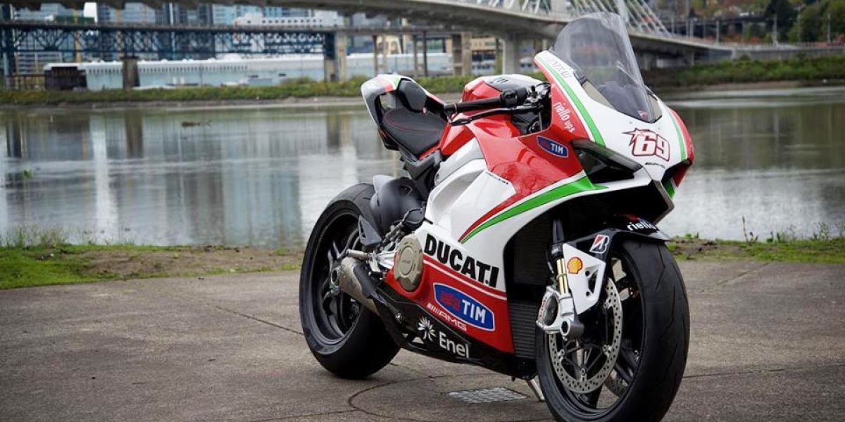 肯塔基精神持續延伸,Nicky Hayden塗裝Ducati Panigale V4即將拍賣